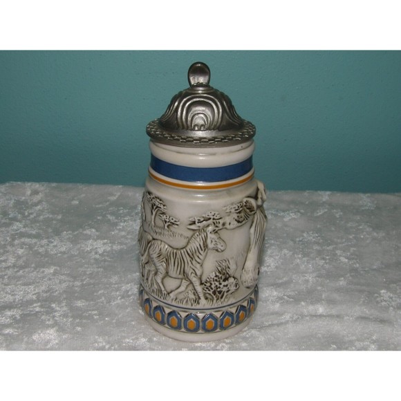 🎁Avon Endangered Species Mountain Zebra Mini Stein Vintage 1992 - Picture 1 of 9